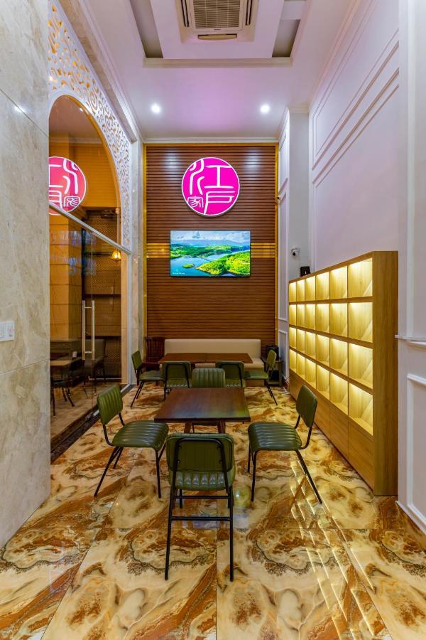 Edoya Hotel Phu My Hung مدينة هوشي منه المظهر الخارجي الصورة
